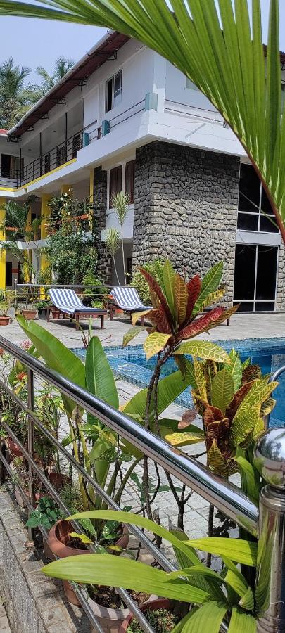 นิว โควาลัม บีช โฮเต็ล Hotel โกวาลัม ภายนอก รูปภาพ