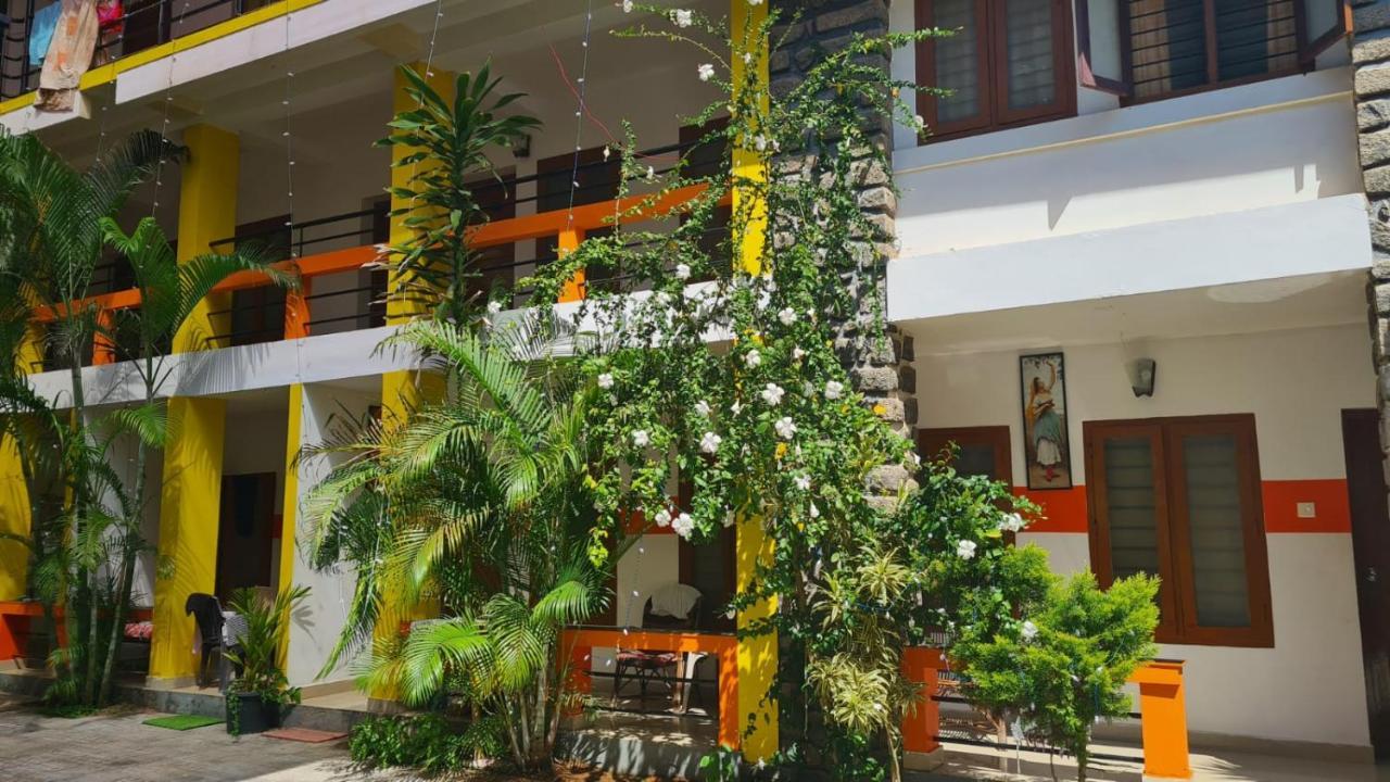 นิว โควาลัม บีช โฮเต็ล Hotel โกวาลัม ภายนอก รูปภาพ