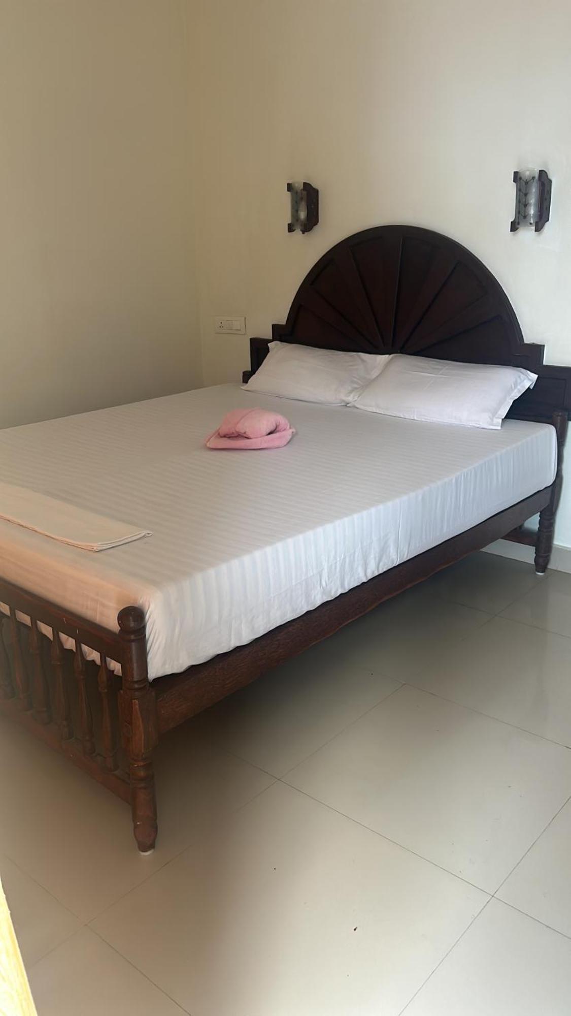 นิว โควาลัม บีช โฮเต็ล Hotel โกวาลัม ภายนอก รูปภาพ