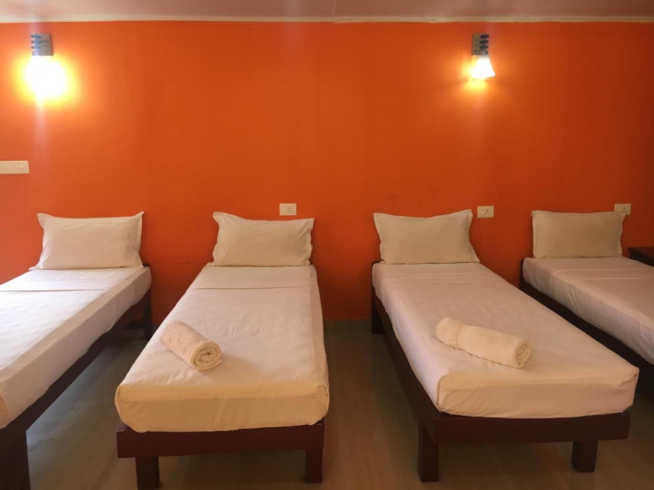 นิว โควาลัม บีช โฮเต็ล Hotel โกวาลัม ภายนอก รูปภาพ