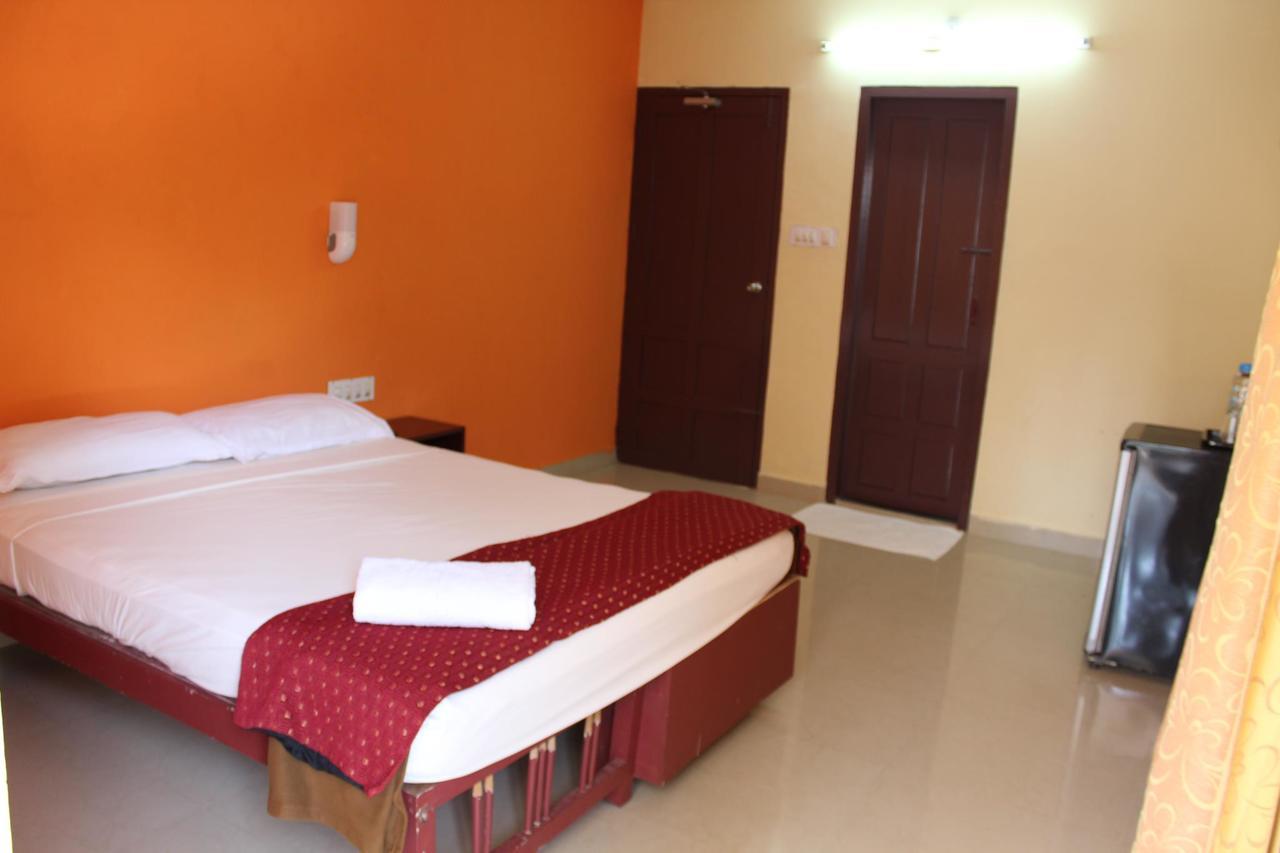 นิว โควาลัม บีช โฮเต็ล Hotel โกวาลัม ภายนอก รูปภาพ